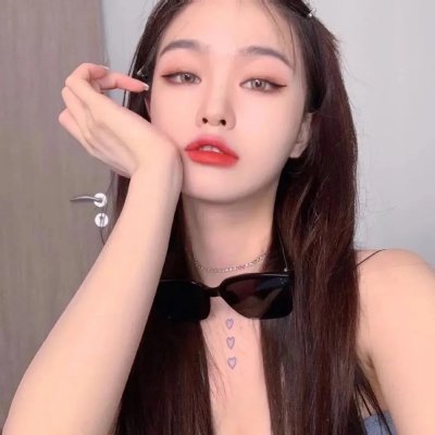 黄阿丽：小眼镜蛇